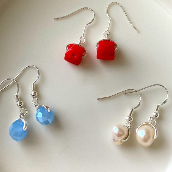 Set of 3 Pairs of Earrings - Red, White & Blue - Picture 3 of 5